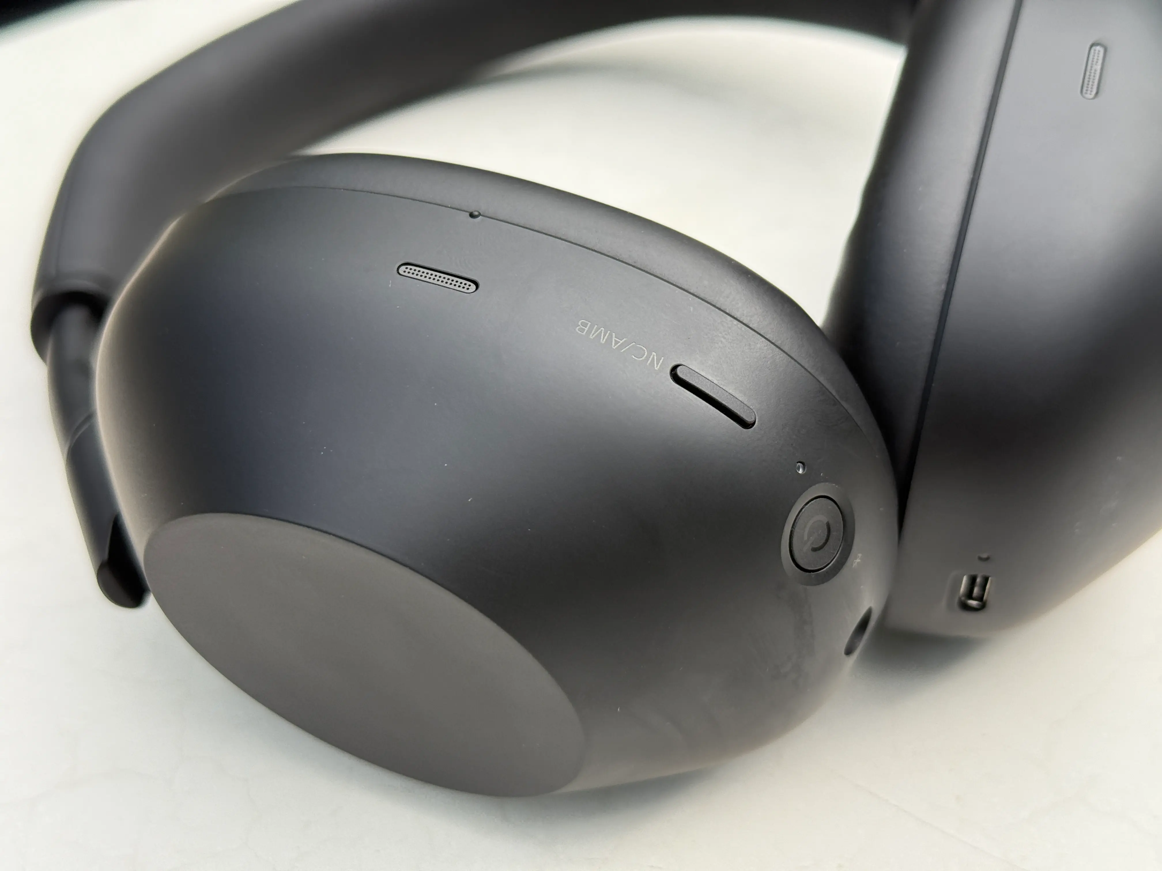 Sony WH-1000XM6 valdymas